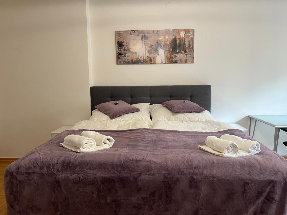 *Luxurious And Spacious Family Apartment* Вена Экстерьер фото